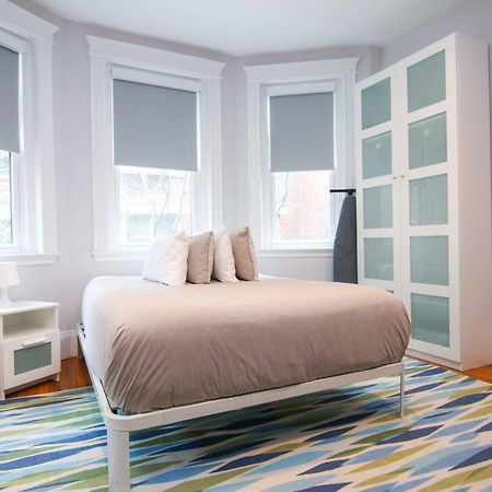 A Stylish Stay W/ A Queen Bed, Heated Floors.. #14 Brookline Zewnętrze zdjęcie