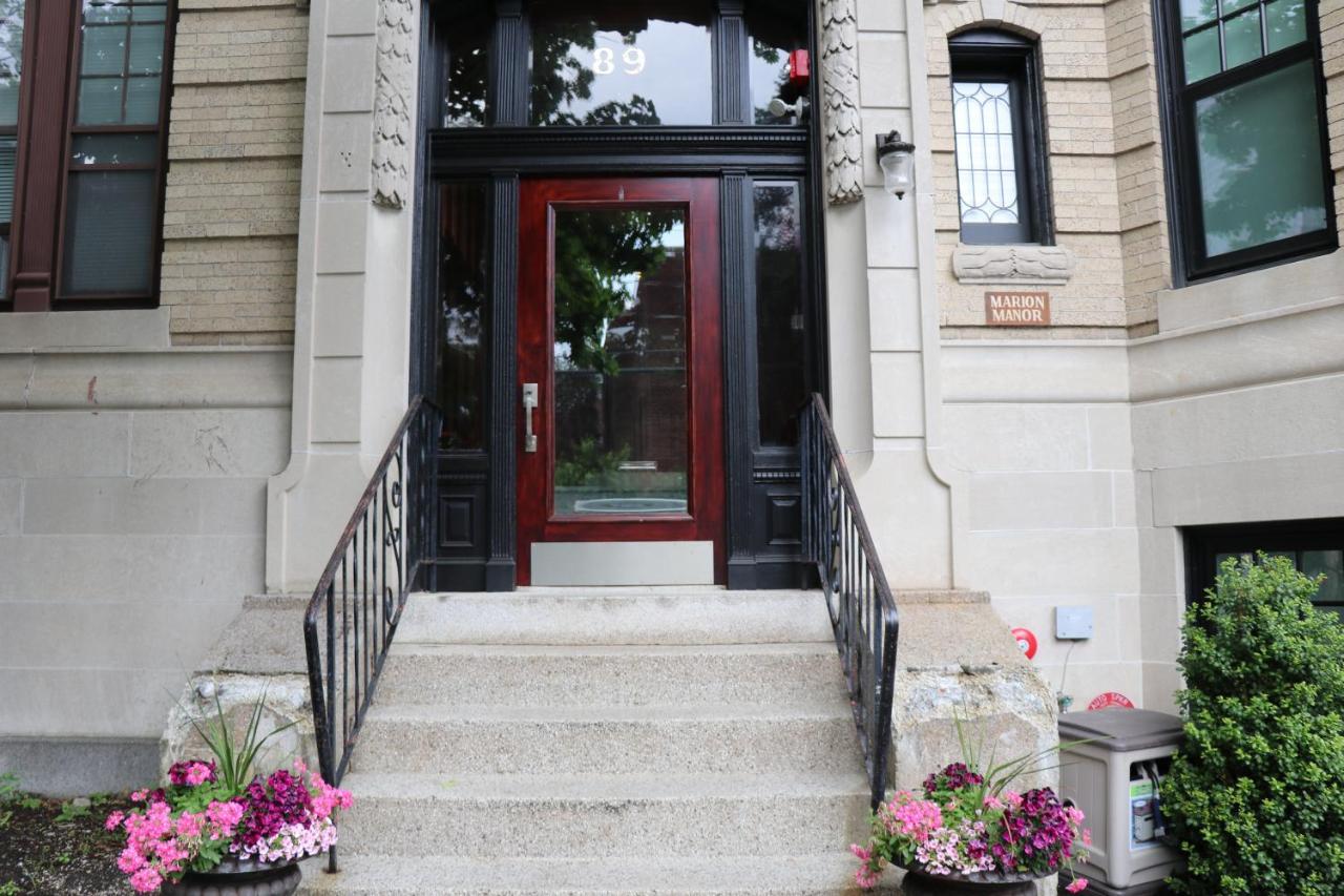 A Stylish Stay W/ A Queen Bed, Heated Floors.. #14 Brookline Zewnętrze zdjęcie