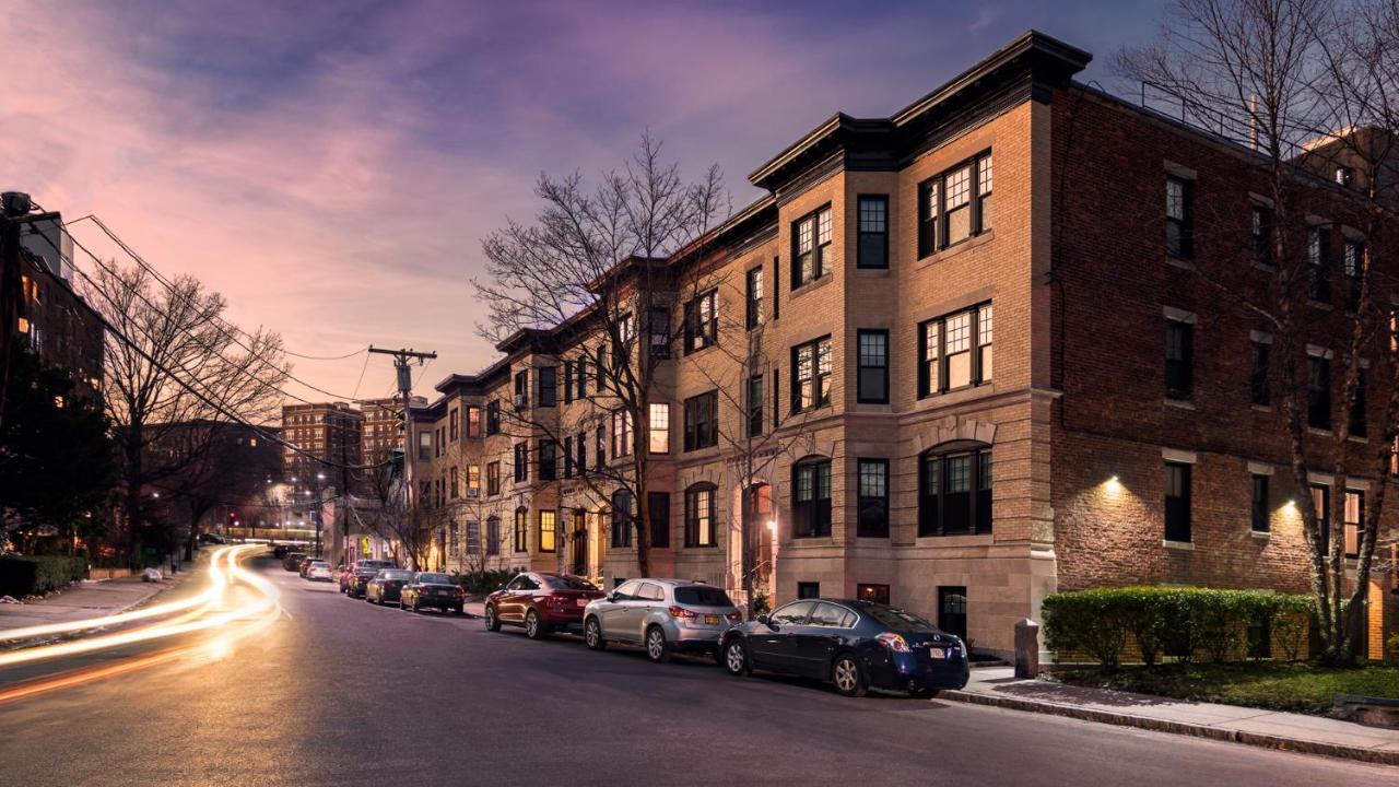 A Stylish Stay W/ A Queen Bed, Heated Floors.. #14 Brookline Zewnętrze zdjęcie